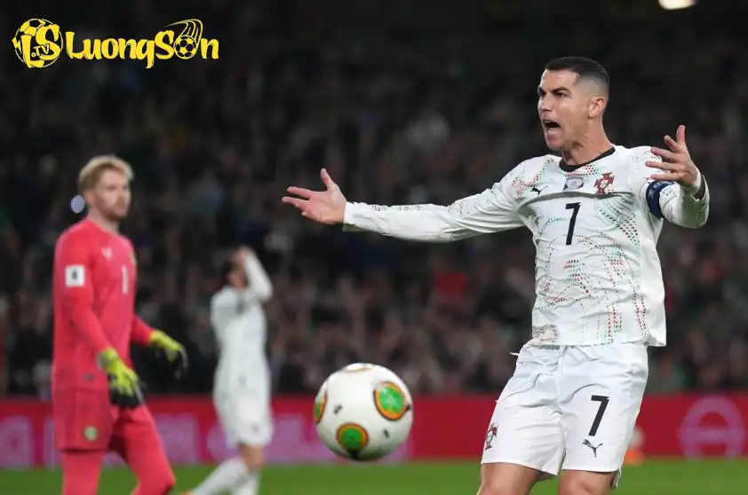 Ronaldo có thể vẫn phải thi hành án cấm thi đấu, nếu FIFA bị các liên đoàn kiện ngược vì quyết định trên.