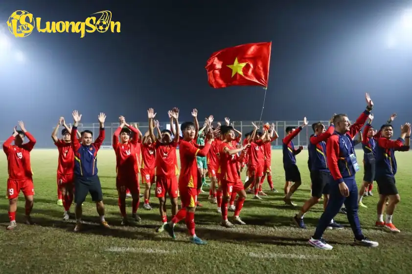Bóng đá Việt Nam đang có một lứa cầu thủ trẻ đầy tài năng và bản lĩnh