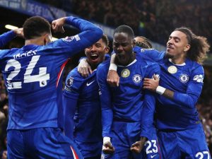 Chelsea khát khao tìm lại được niềm vui chiến thắng sau chuỗi 3 trận toàn hòa và thua liên tiếp